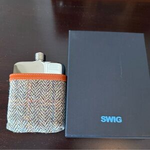 SWIG Stainless Steel Hip Flask with Tweed Sleeve